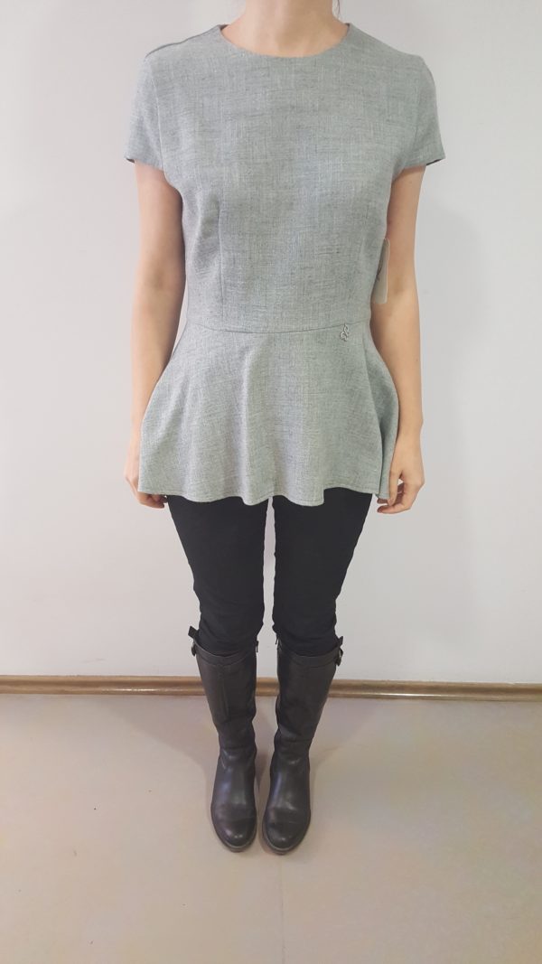 Hall peplum pluus