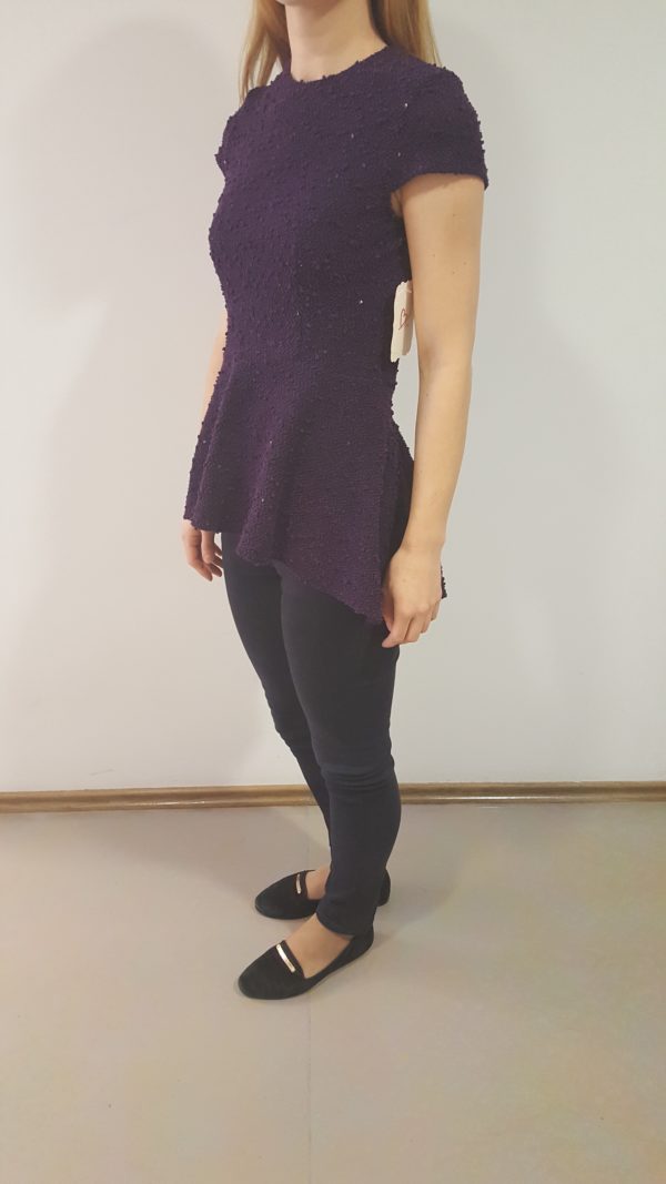 Tumelilla peplum pluus